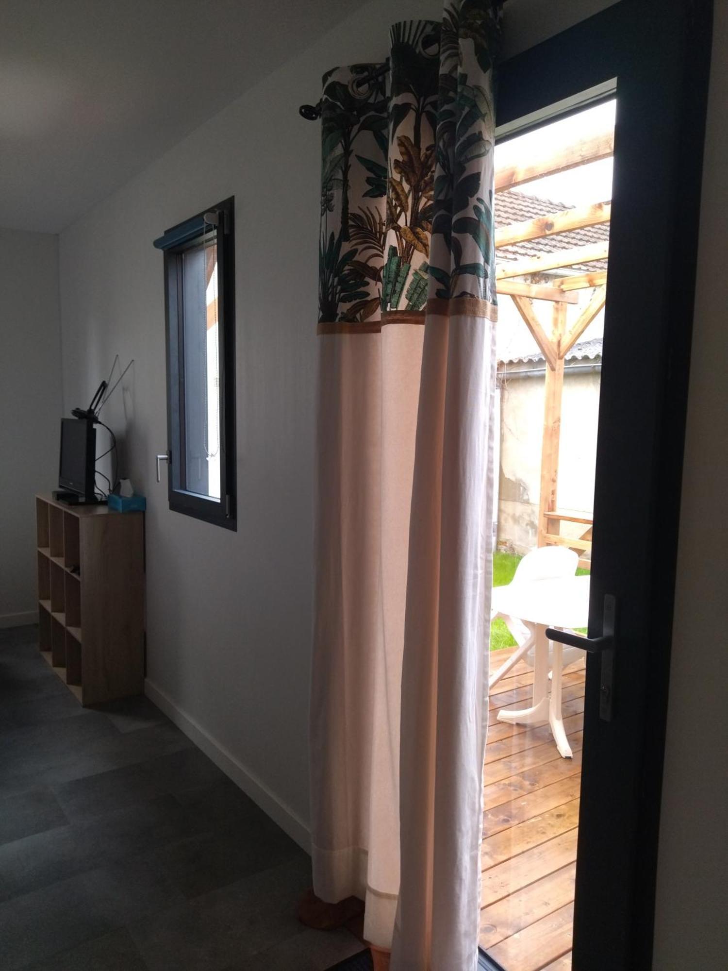 Au Coin Des Lilas - Studio 2 Le Mans Eksteriør billede